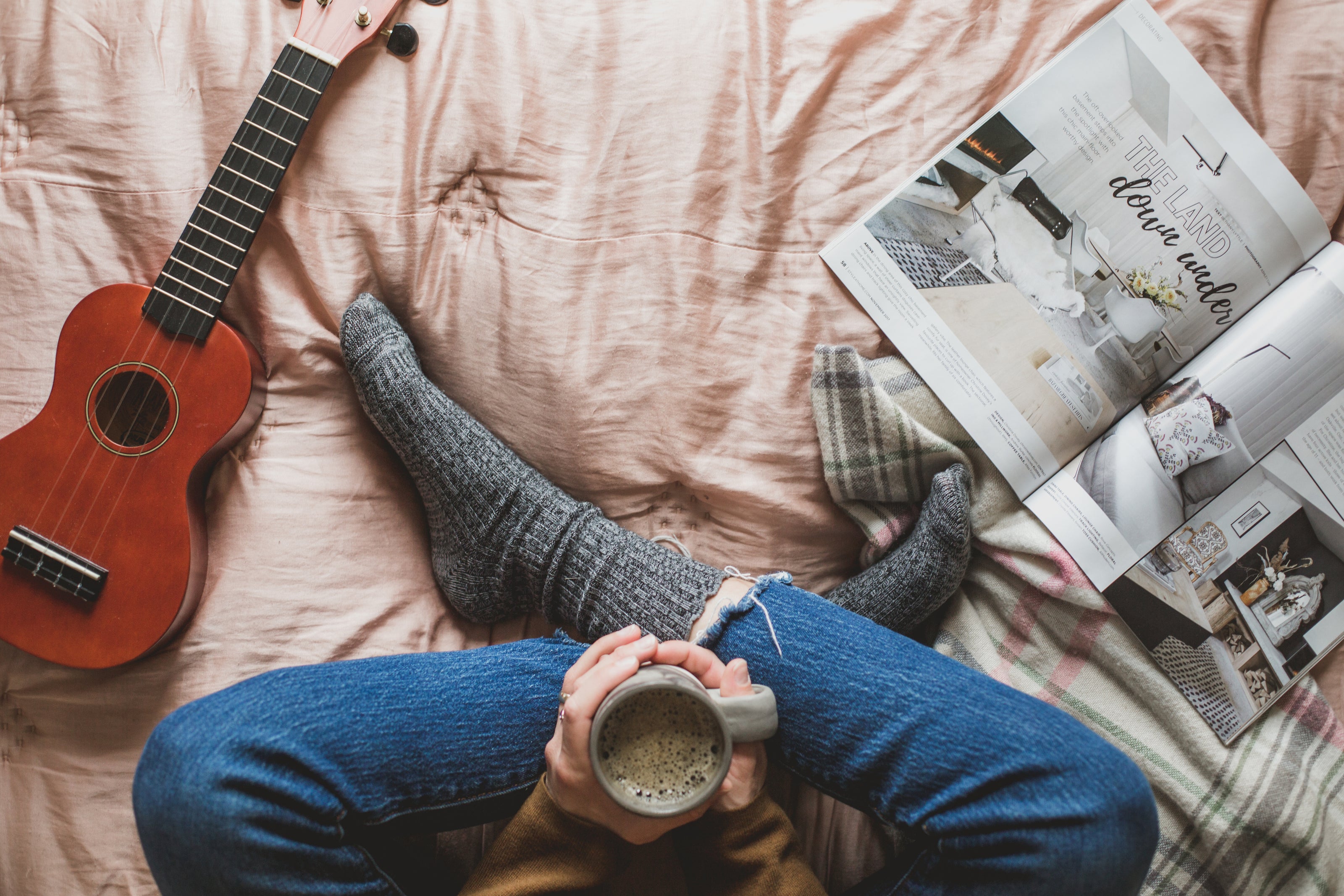 cozy-reading-in-bed - Bubble Bear Co